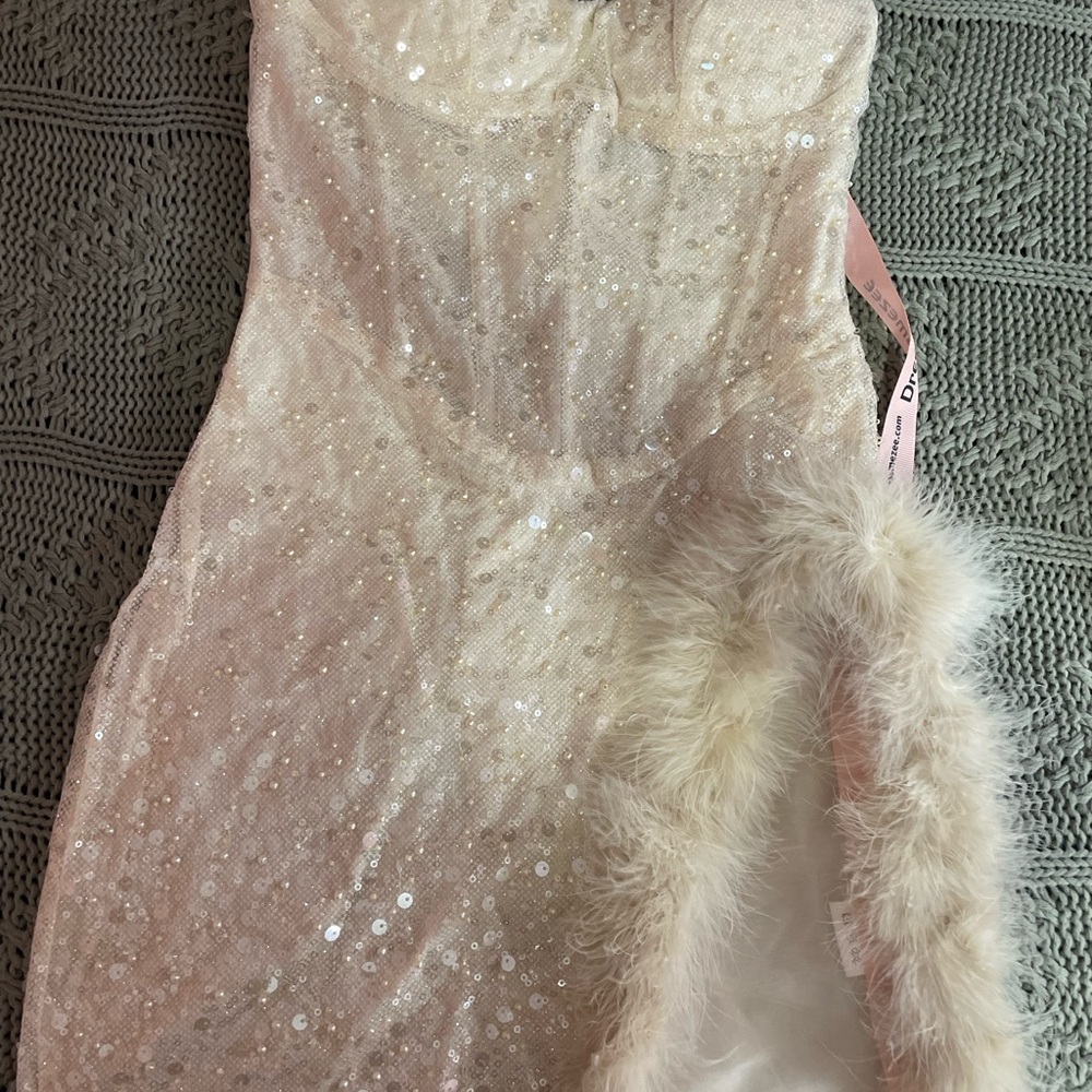 Elegant Sequin Mini Dress - Cream - Picture 1 of 2